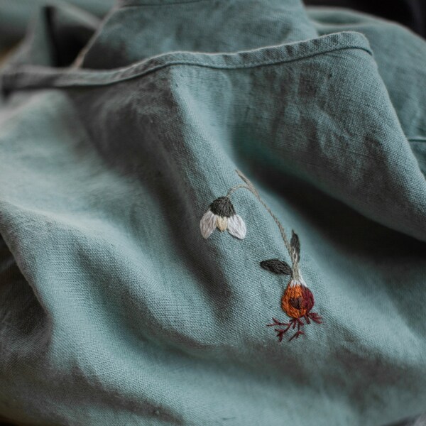 Heavy Weight Linen Tote Bag Peaches | Optional Embroidery