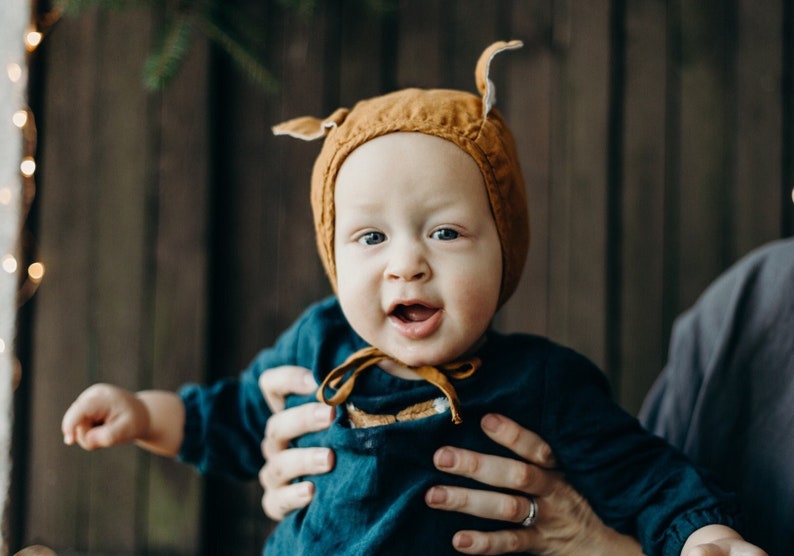 Linen Fox Bonnet image 1