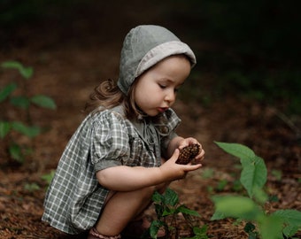 Summer Reversible Linen Brimmed Bonnet  | Optional Embroidery