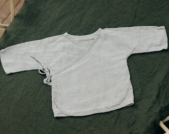 Camisa envolvente de lino para recién nacidos / Bordado opcional