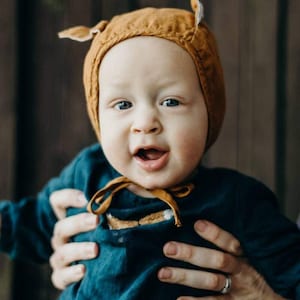 Fox Bonnet | Optional Embroidery