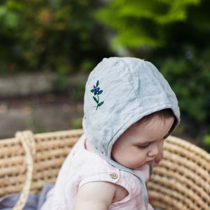 Reversible Linen Bonnet | Optional Embroidery