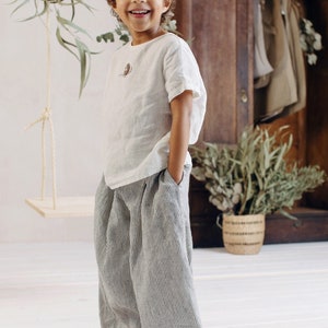 Pantalones plisados de lino color ámbar para niños, pantalones de pierna ancha, pantalones plisados, pantalones de cintura alta, pantalones para niños pequeños, pantalones de lino / Bordado opcional