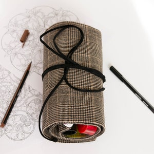 Roll-Up Pencil Wrap