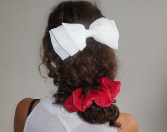 Jazzy  Hair Bow - Vintage Fabric - White