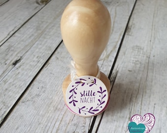 Wooden stamp round "Stille Nacht"