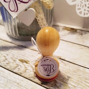 Stempel rund  "Achtung süß"