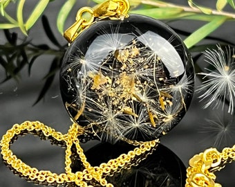 Pusteblumen Resin necklace with gold flakes, 925 silver anchor chain gold-plated, lucky charm