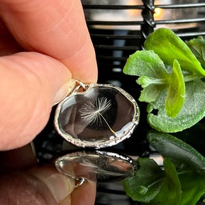 Dandelion fine silver-colored pendant with real dandelion seeds, resin, floral decoration, bezel