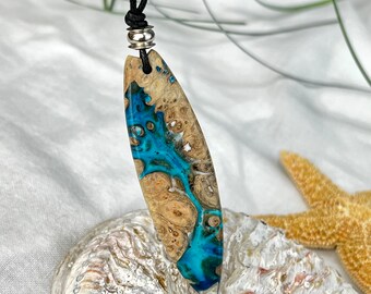 Surfer necklace, surfboard resin wood necklace, gift idea, surfboard, epoxy resin, birthday, gift, ocean look