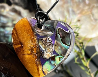 Shell Heart Necklace Made of Wood and Epoxy Resin,Paua Shells,Wood Resin Necklace,Esoteric,Birthday,Christmas