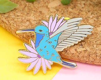 Santa Marta Sabrewing hummingbird enamel pin. Endangered animal jacket lapel pin.