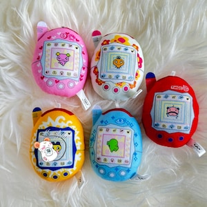 Tamagotchi Connection v3 Keitai Akai Plush Charm Banpresto Prize 2024