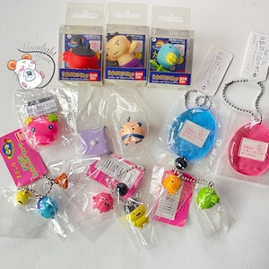 Tamagotchi Connection Antenna Figure Keychain Charm Gashapon Bandai Japan 2005 1997