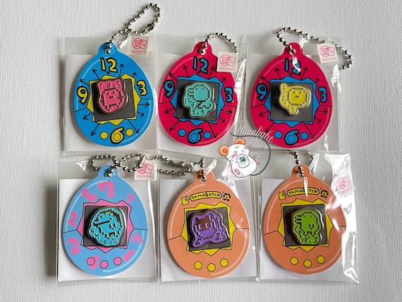 Tamagotchi Original Vintage Character Pin Charm Pink Blue