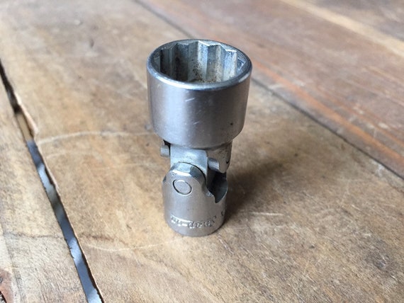 Snap on wobble socket discount