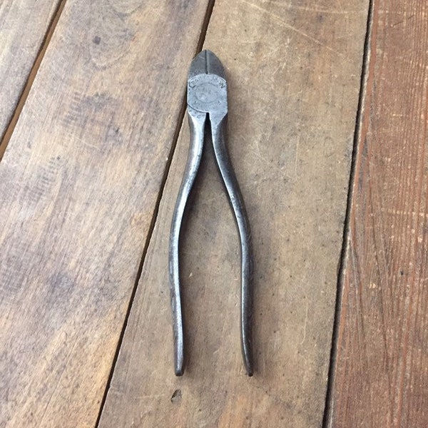 Large Vintage Craftsman Cutters