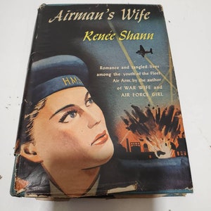 Fliegerfrau von Renee Shann 1945 Triangle Books 2nd Reprint WWII Novel