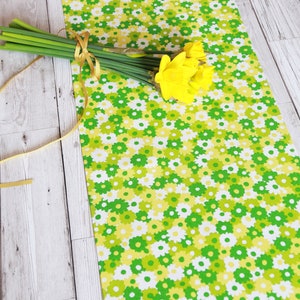 Table runner, green yellow floral table runner, lined table runner, table centrepiece,  30x180 cm