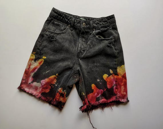 | 2 | High Rise Bermuda Shorts