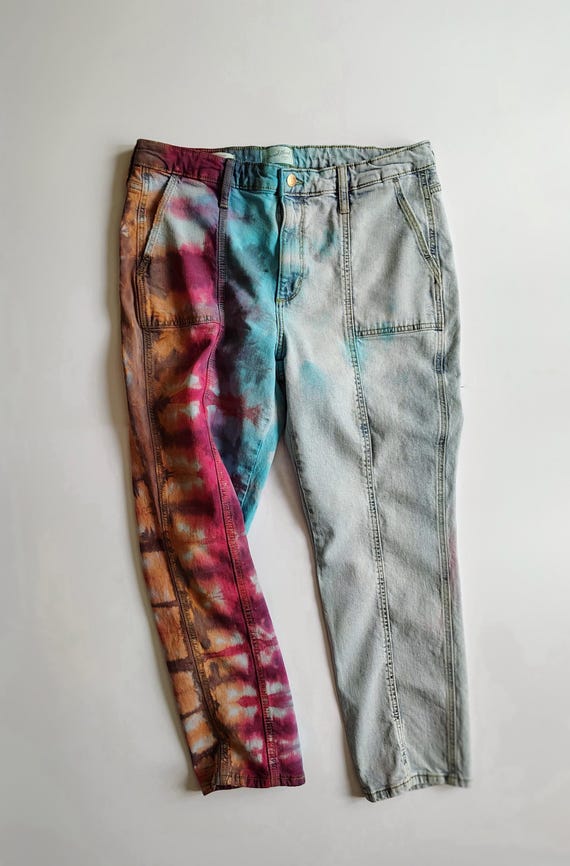 | 14/32R | High Rise Slim Straight