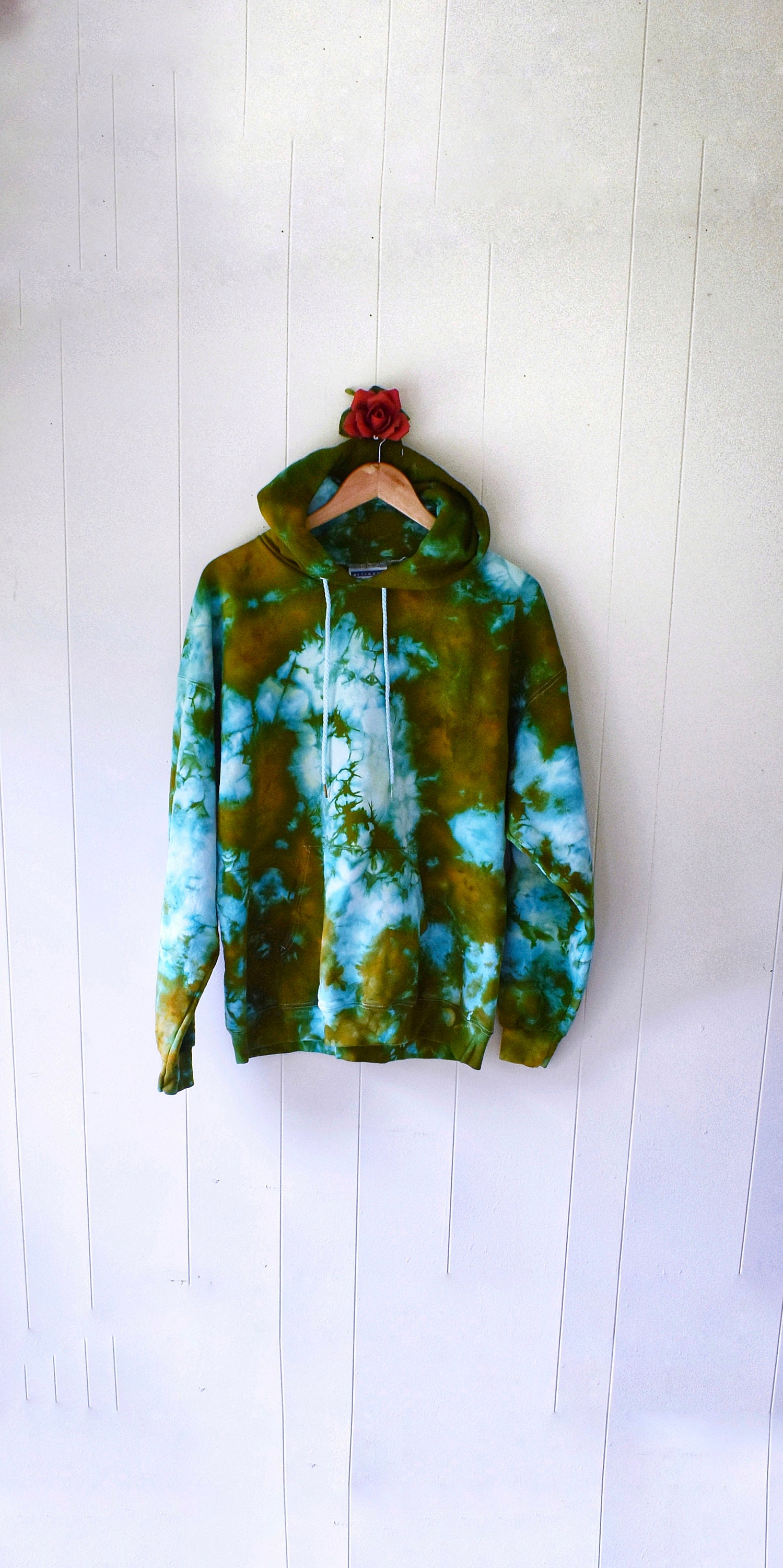 Blue Tie Dye Men's Sweatshirt main image 1