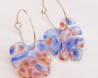 Acrylic Monstera Leaf Earrings, Marbled Peach and Blue Hoops