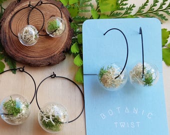 Green and White Moss Bead Earrings on black hoops, terrarium nature inspired beads reindeer moss lichen unique modern statement jewellery