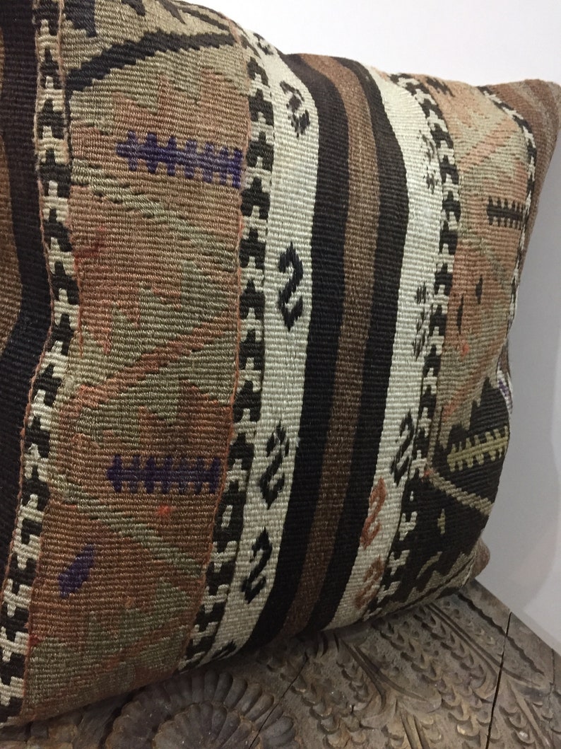 kilim pillow,decorative throw pillow cover,cushion pillow cover,pillow case Vintage kilim pillow,20x20 in\u00e7,50x50 cm,handmade kilim pillow