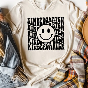 Kindergarten Shirt Retro, Kinder Shirt, Kindergarten Teacher Tees, Teacher Shirt, Kinder Crew, Teacher Gift, Kindergarten Gift