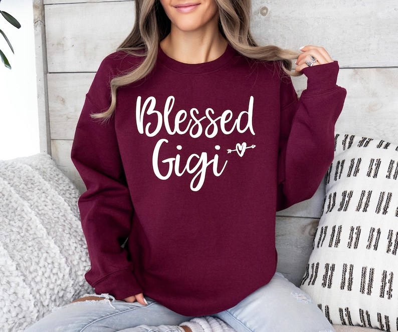 Sudadera unisex Blessed Gigi, sudadera Gigi, camiseta Gigi, regalo Gigi, regalo para Gigi, sudadera abuela imagen 1