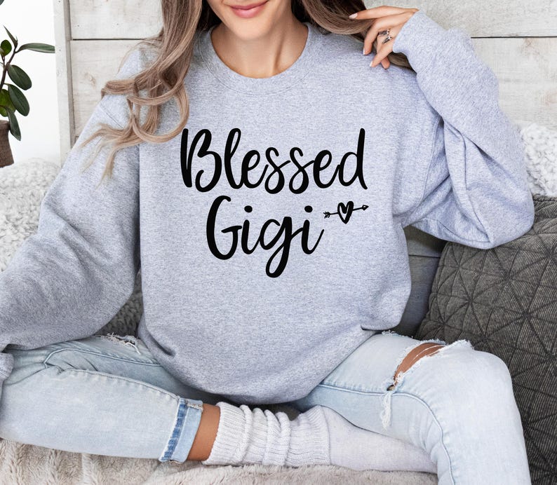 Sudadera unisex Blessed Gigi, sudadera Gigi, camiseta Gigi, regalo Gigi, regalo para Gigi, sudadera abuela imagen 4