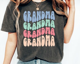 Retro Grandma Shirt Comfort Colors, Retro Grandma T Shirt, Vintage Grandma Tee, Grandma Birthday Gift, Pregnancy Announcement