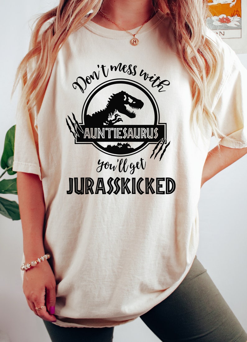 Comfort Colors© Aunt Shirt, Jurassic Auntiesaurus Shirt, Dino Aunt Tee, Funny Aunt T Shirt, Aunt Gift, Aunt Birthday, Auntie Oversized Tee image 2