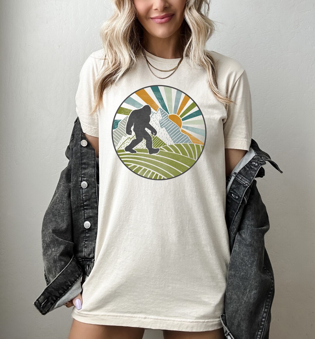 Retro Bigfoot Shirt, Sasquatch Shirt, Bigfoot T Shirt, Hiking Shirt ...