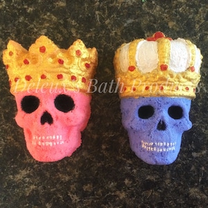 Skull Bath Bombs. King Skull Bath Bomb. Queen Skull Bath Bomb. Small Bath Bomb. Gift for Boyfriend. Gift for Girlfriend. Epic Skull. Pretty.