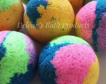 Tie-Dye Bath Bomb. 70's Throw Back Bath Bomb. Fun Bath Bomb. Colourful Bath Bomb. Multicoloured. Gift for Mom. Gift for Wife. Fun Theme.