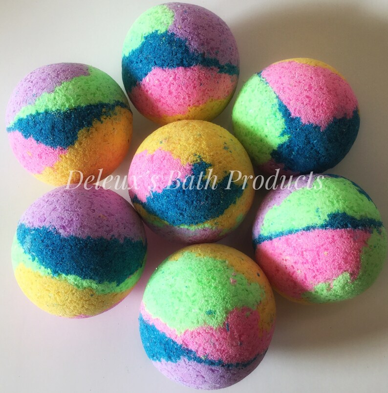 TieDye Bath Bomb. 70's Throw Back Bath Bomb. Fun Bath Etsy