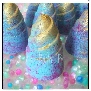Unicorn Bath Bombs. Unicorn Horn Bath Bombs. Unicorn Themed Party. Unicorn Party Favour. Unicorn Party Gift. Favor. Unicorn Gift. Uni Horn.