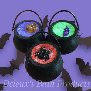 Cauldron Bath Bombs. Witches Brew Bath Bomb. Witch Bath Bomb. Halloween Bath Bomb. Halloween Theme. Witches and Wizards. Magic Potions. Gift