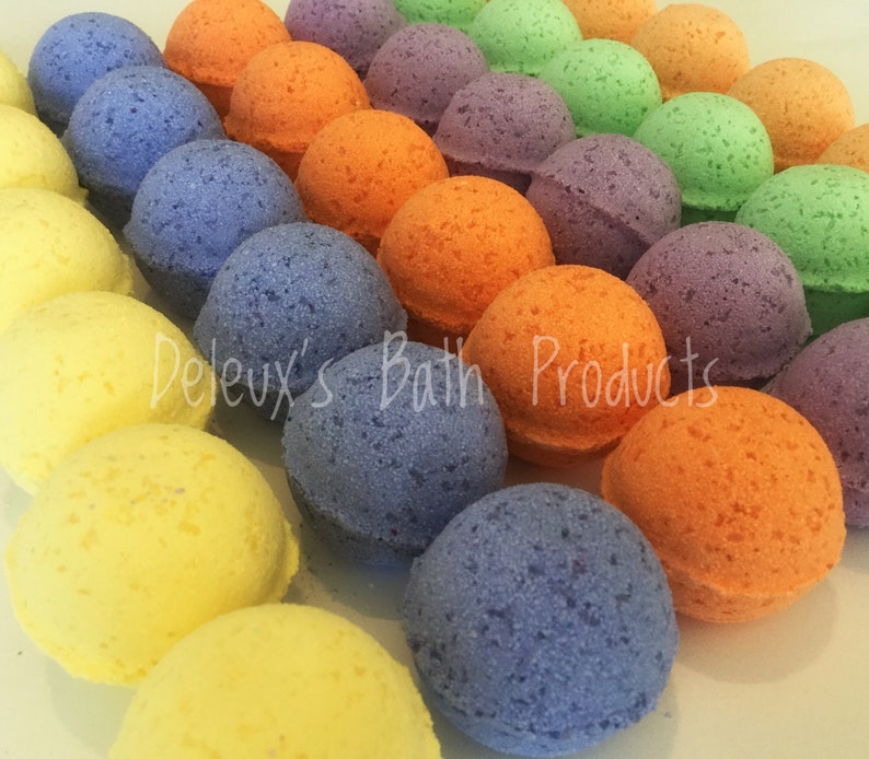 Small Bath Bombs. 10 25 packs. One Dollar Bath Bombs. | Etsy