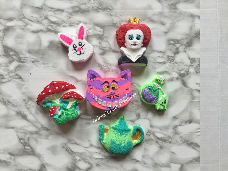 Alice in Wonderland Bath Bomb Set. Tea Party Set of Bath Bombs. Bath Bombs. Mad Hatter. Painted Rose. Cheshire. Gift for Fan. Gift for Mom. image 5