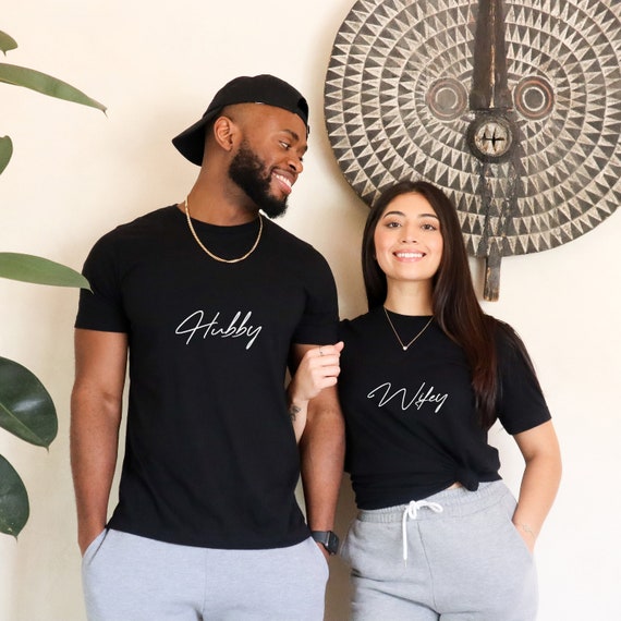 Honeymooning Couple Matching Set: Perfect Newlywed Gift for Husband & Wife T-Shirt