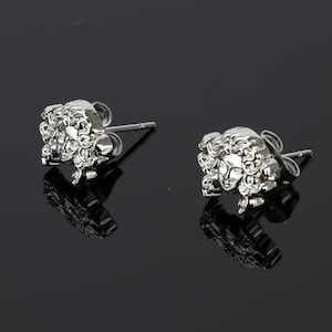 Medusa earrings store