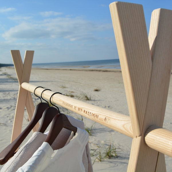 木製洋服ラック、ドレスアップ収納、自立式、折りたたみ式Aフレームラック、市場や展示会用、モダンな衣類ラック、彫刻可能