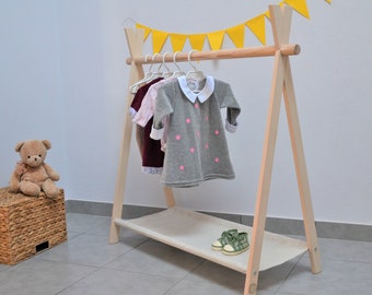 Montessori kleding, peuterrek, mini kids kledingrek, houten rek, meisje kleding rek, aankleden opslag, kleine kleding rek, display rek