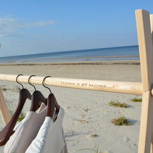 Kleiderständer aus Holz, Kleiderständer freistehend, zusammenklappbarer Rahmenständer für Märkte und Messen, moderner Kleiderständer, Gravur möglich Bild 2