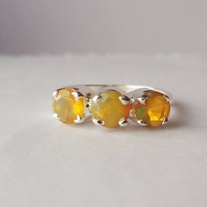 Natural Yellow Sapphire 7.50 Carat Ring, Handmade Ring For Men And Woman, Christmas Gift  3 Stone Solitaire Ring for Her/Him