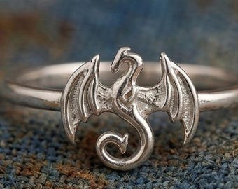 Gold Tiny Dragon Ring in Sterling Silver, Dainty Mythical Jewelry, Minimalist Dragon Anniversary Gift for Her, Gold Dragon