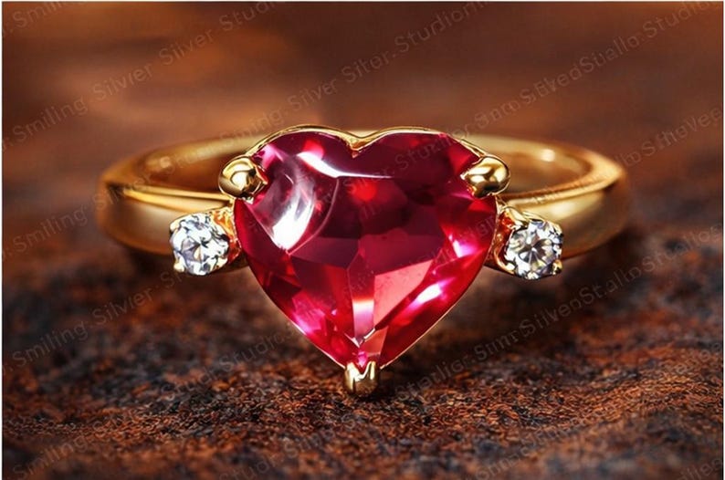 ruby heart ring, heart ruby ring, ruby diamond ring, gold ruby ring, anniversary gift, gift for her, romantic jewelry, heart shape ring, promise ring, valentines gift, bridal jewelry, july birthstone, fine jewelry